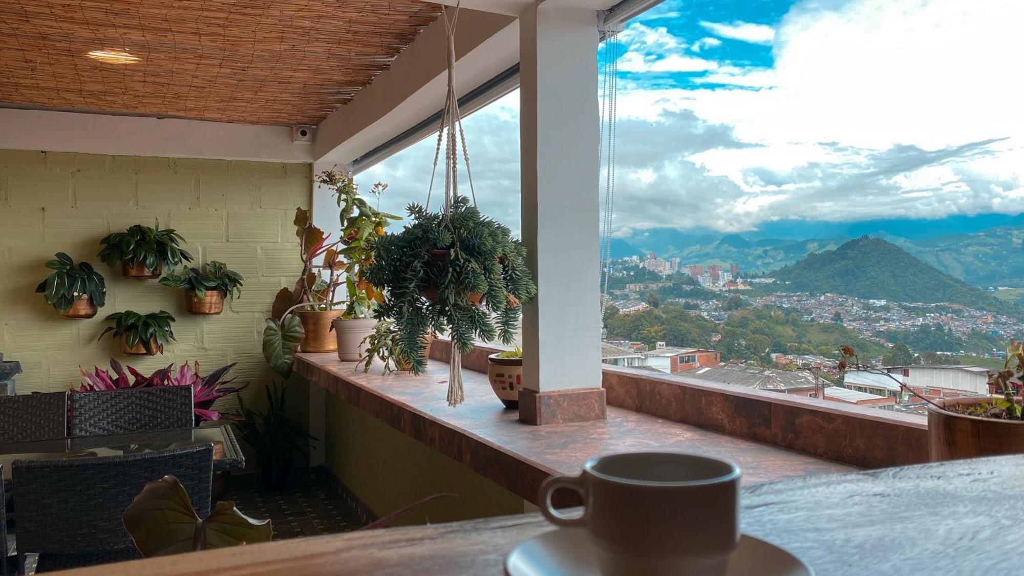 Ayenda Casa Mama Hostel Manizales Luaran gambar