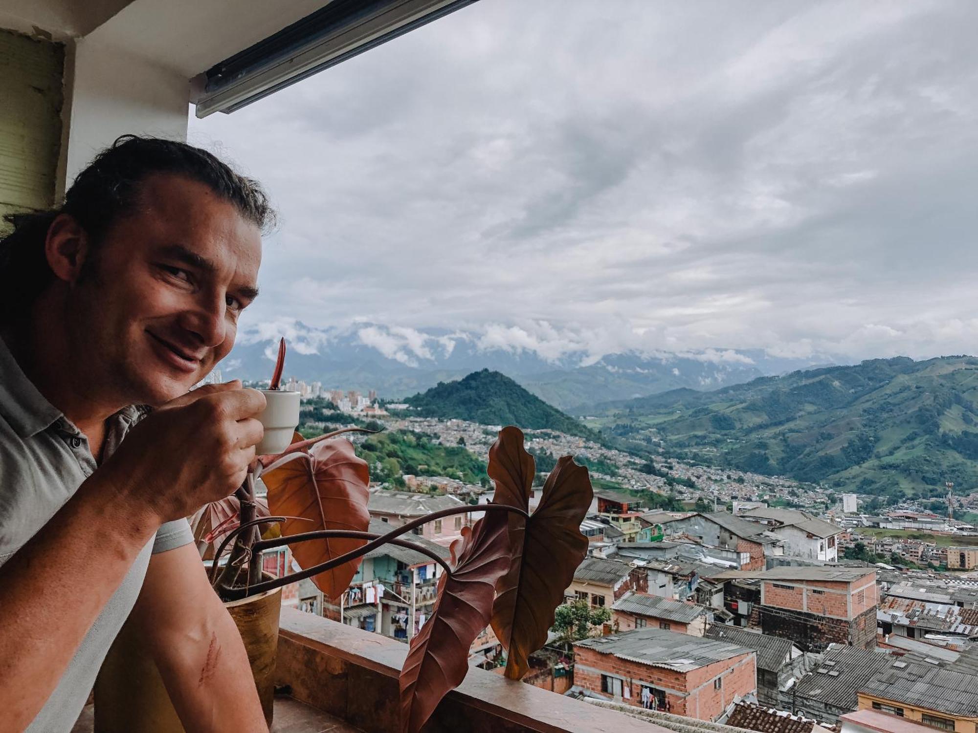 Ayenda Casa Mama Hostel Manizales Luaran gambar